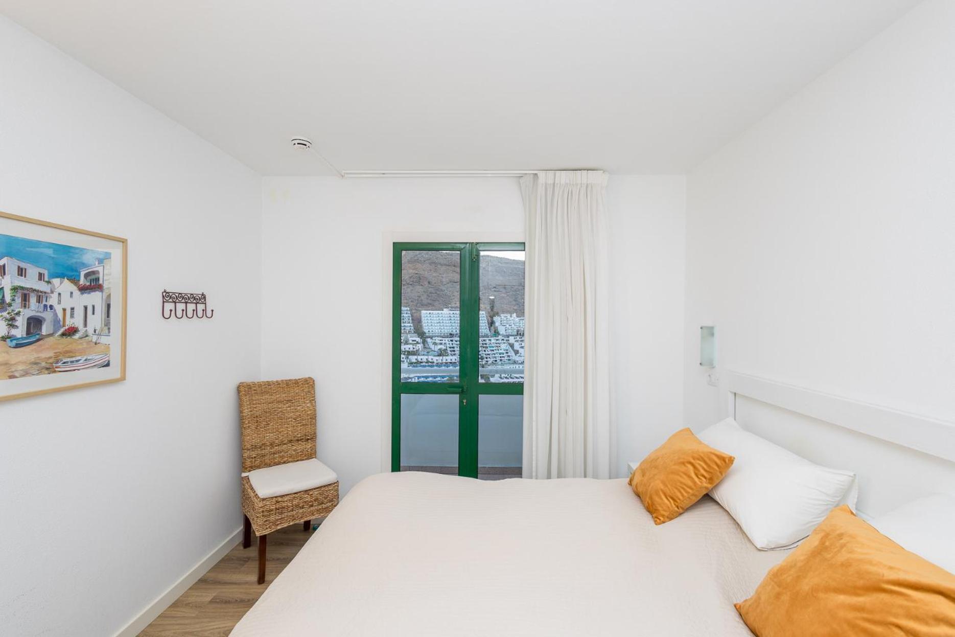 2br Terrace House - Pool & Solarium *